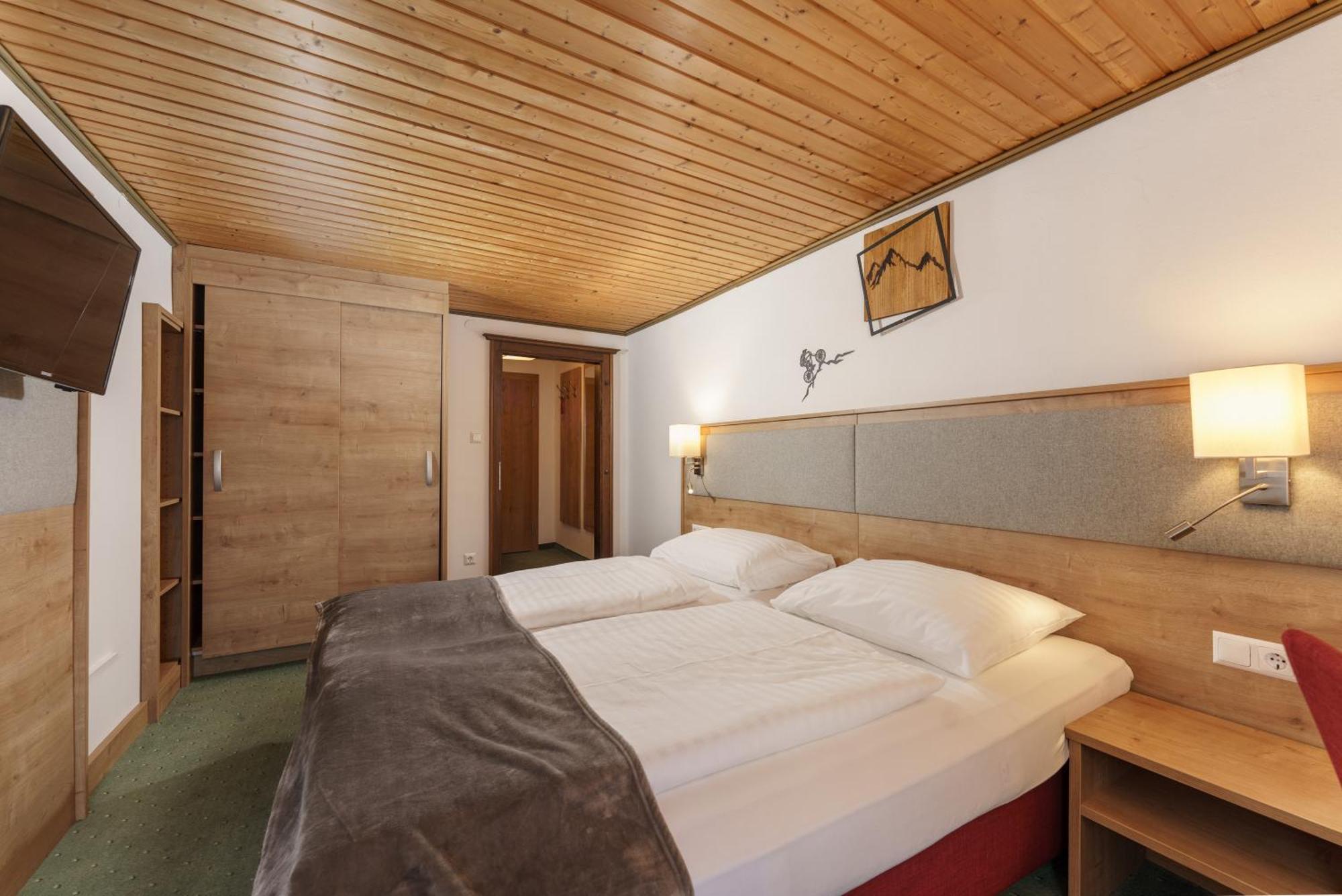 Kirchenwirt Schladming Hotel Ngoại thất bức ảnh